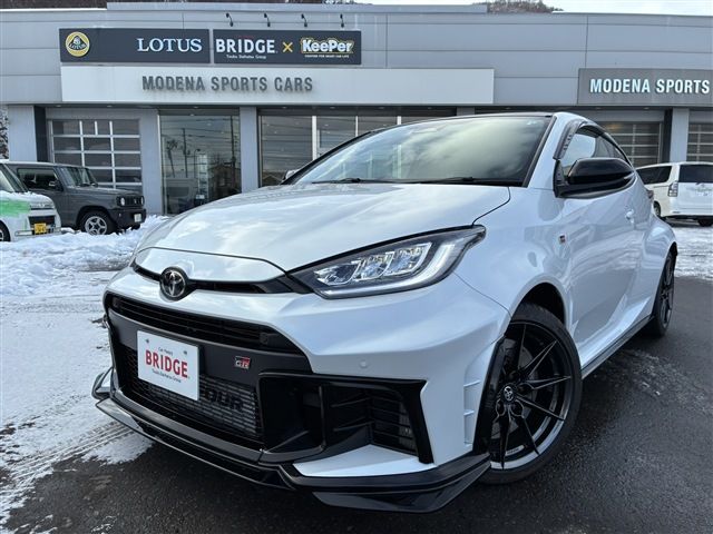 TOYOTA GR YARIS 2024