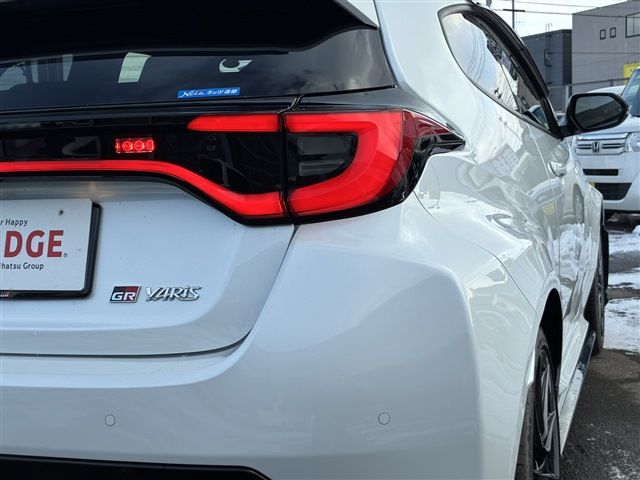 TOYOTA GR YARIS 2024