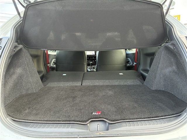 TOYOTA GR YARIS 2024