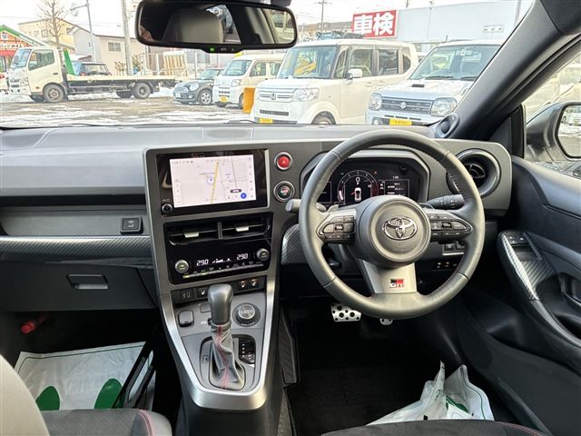 TOYOTA GR YARIS 2024