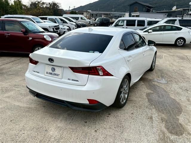 TOYOTA LEXUS IS300h 2015
