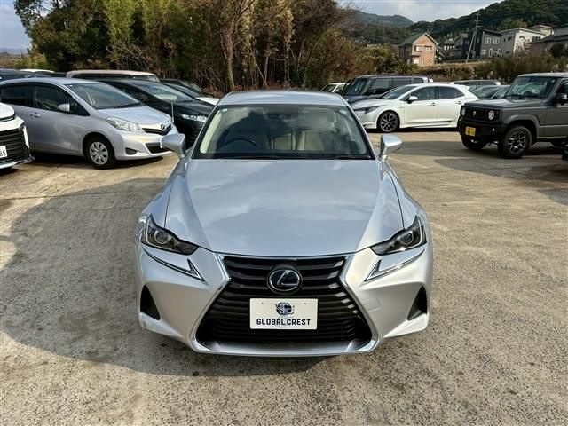 TOYOTA LEXUS IS300h 2018