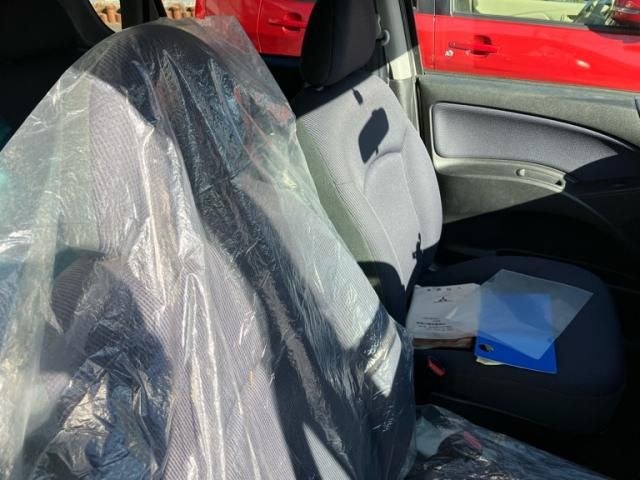 MITSUBISHI COLT 2006