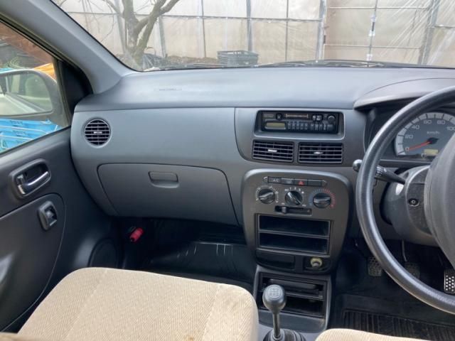 DAIHATSU MIRA 2005