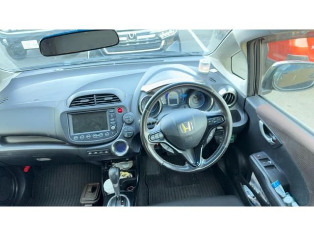 HONDA FIT SHUTTLE HYBRID 2012