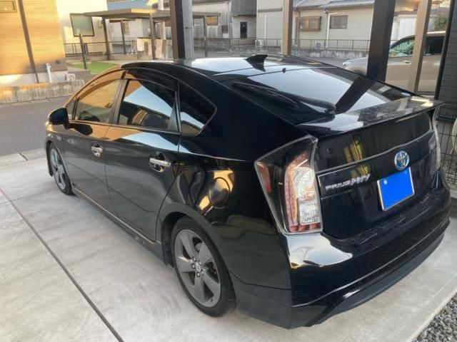 TOYOTA PRIUS PHV 2013