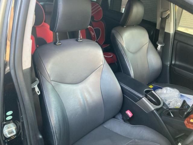 TOYOTA PRIUS PHV 2013