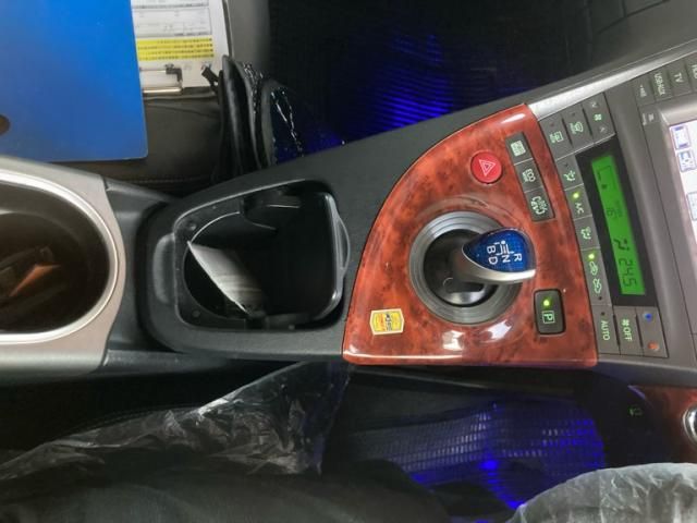 TOYOTA PRIUS PHV 2013