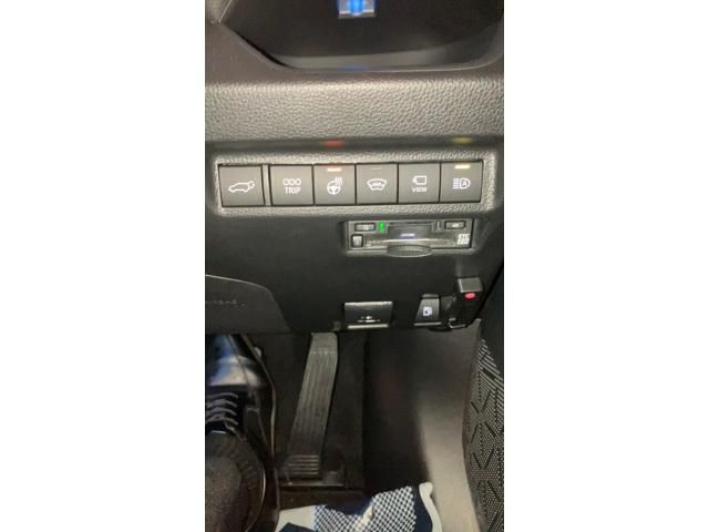 TOYOTA RAV4 PHV 2023