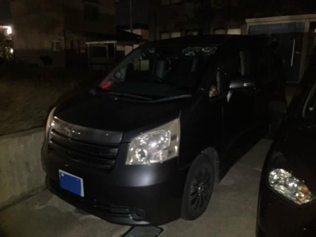 TOYOTA NOAH 2009