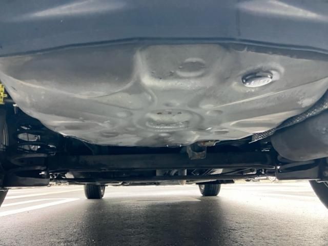 TOYOTA PRIUS Alpha 2012