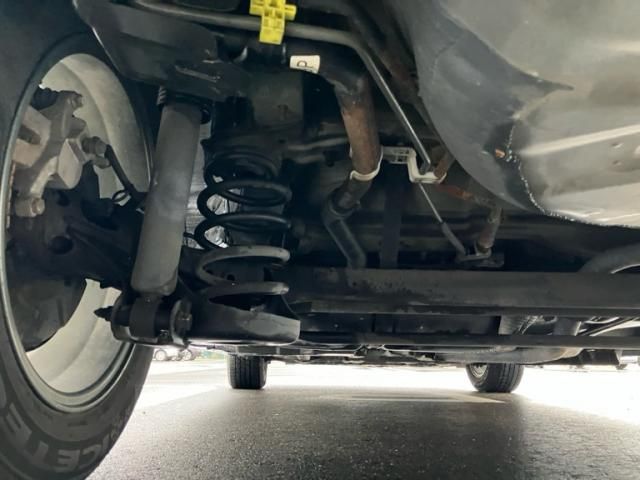 TOYOTA PRIUS Alpha 2012