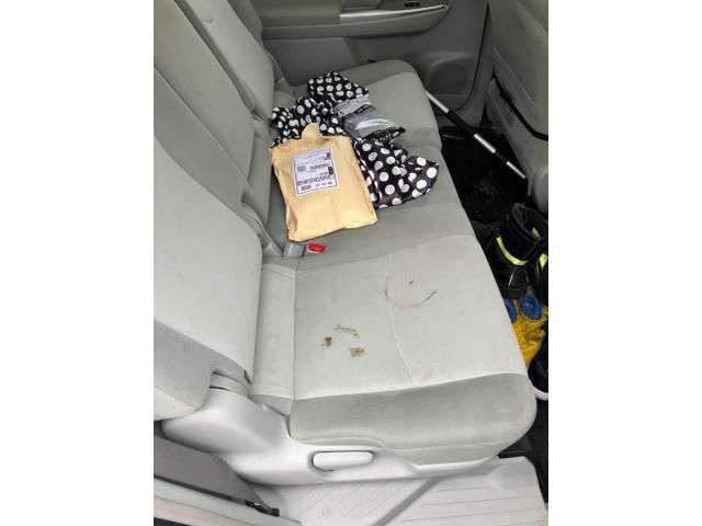 TOYOTA PRIUS Alpha 2012