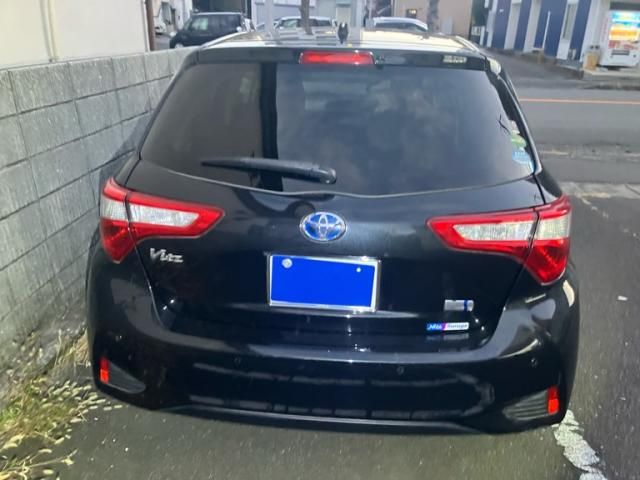 TOYOTA VITZ HYBRID 2019