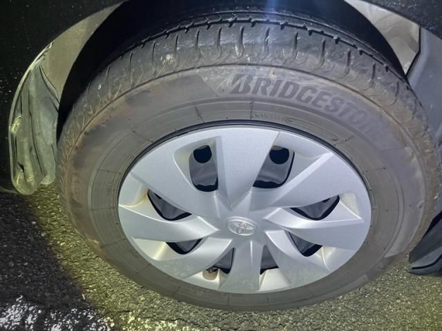 TOYOTA VITZ HYBRID 2019