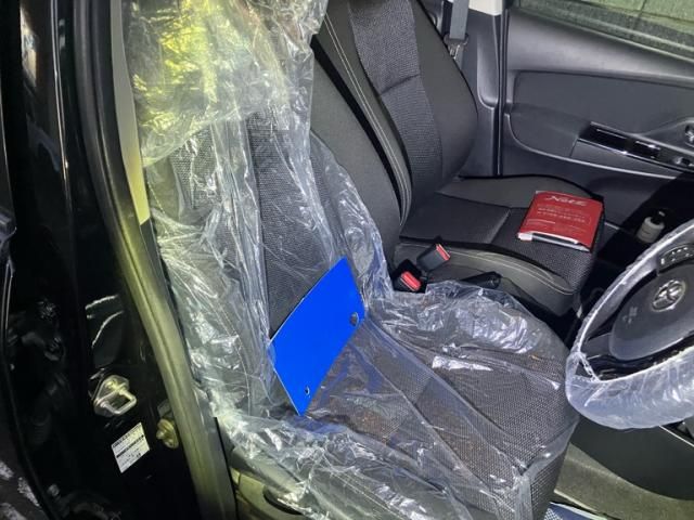 TOYOTA VITZ HYBRID 2019