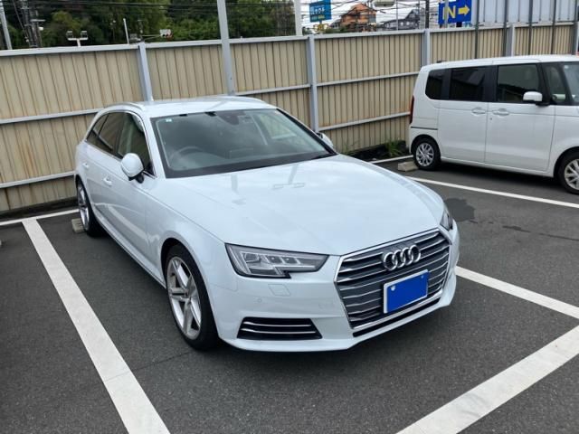 AUDI AUDI A4 AVANT 2017