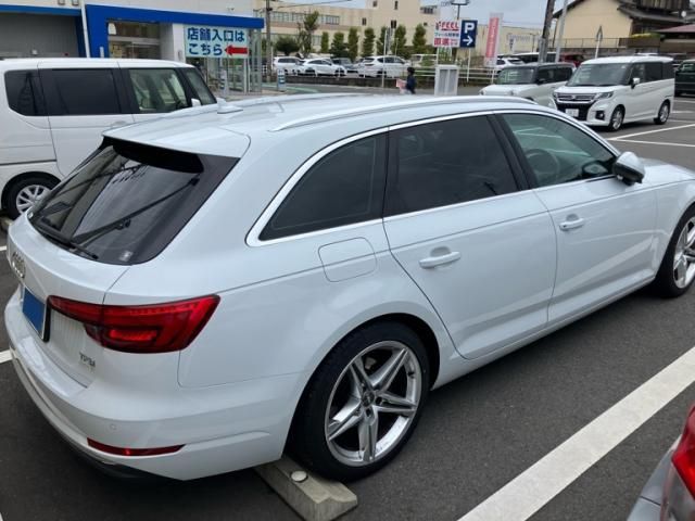 AUDI AUDI A4 AVANT 2017
