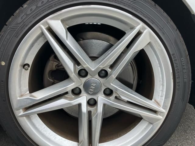 AUDI AUDI A4 AVANT 2017