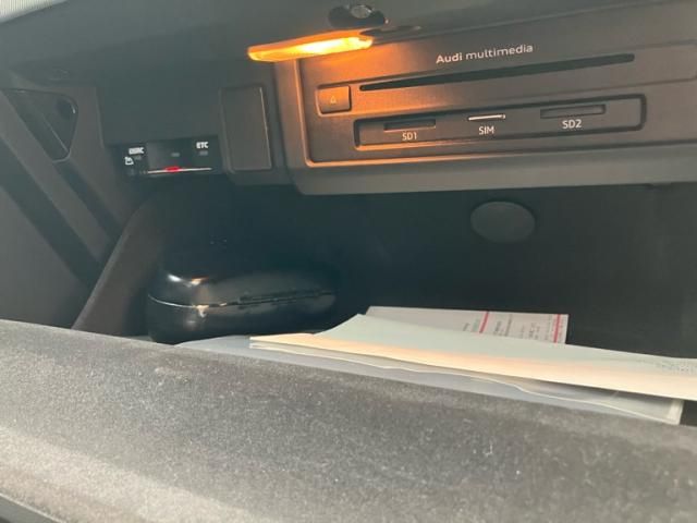 AUDI AUDI A4 AVANT 2017