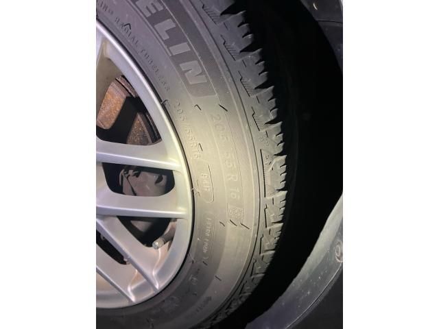 MAZDA AXELA SPORTS 2011