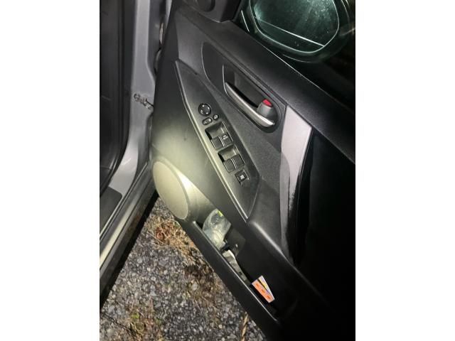 MAZDA AXELA SPORTS 2011