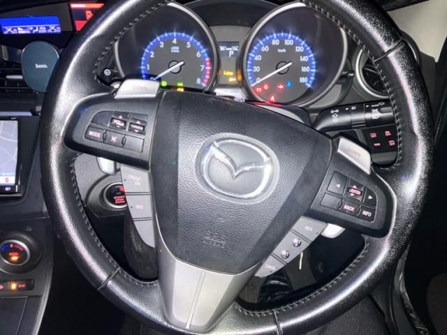 MAZDA AXELA SPORTS 2011