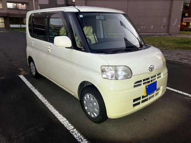 DAIHATSU TANTO 4WD 2009