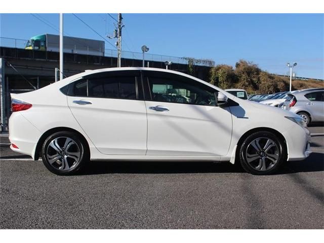 HONDA GRACE HYBRID 2015