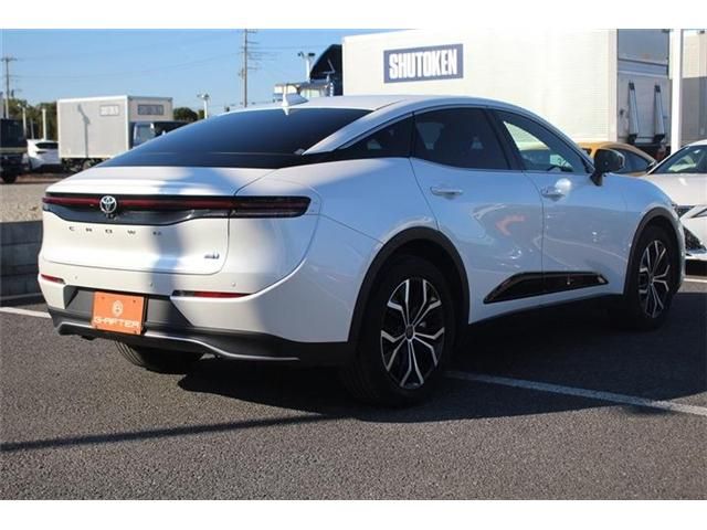 TOYOTA CROWN CROSSOVER 2023
