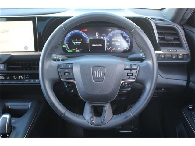 TOYOTA CROWN CROSSOVER 2023