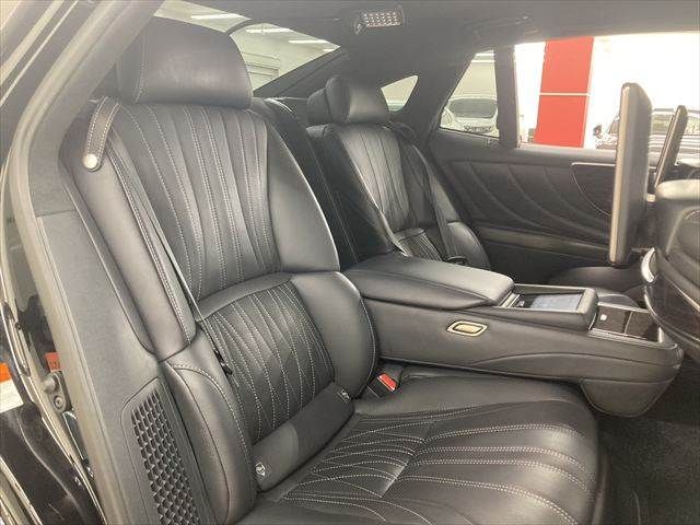 TOYOTA LEXUS LS500h 4WD 2018