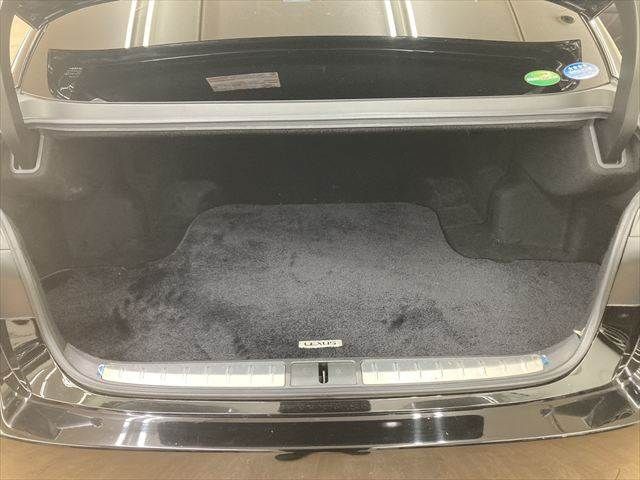 TOYOTA LEXUS LS500h 4WD 2018