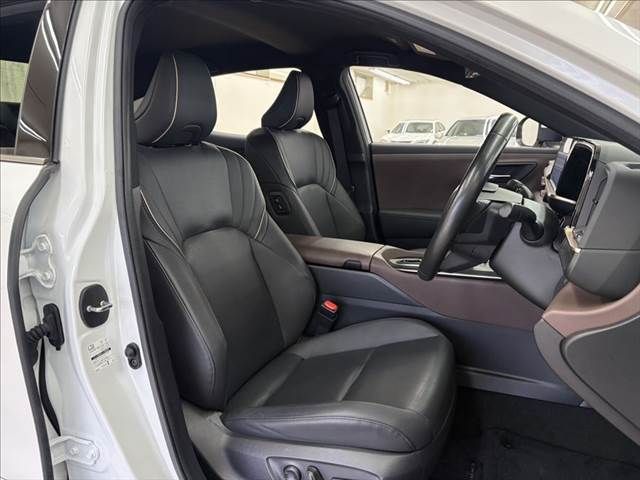 TOYOTA CROWN CROSSOVER 2023