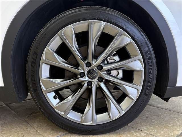 TOYOTA CROWN CROSSOVER 2023