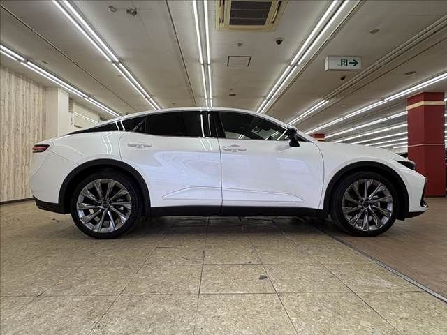 TOYOTA CROWN CROSSOVER 2023