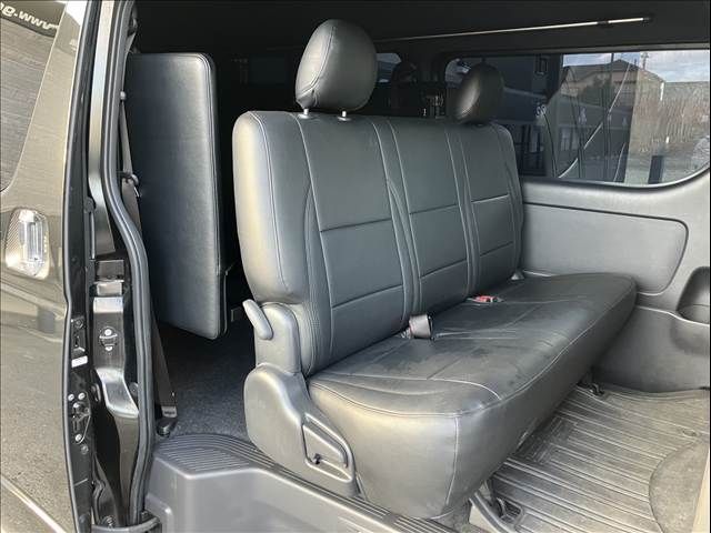 TOYOTA HIACE van 2WD 2022