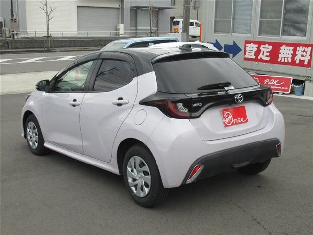 TOYOTA YARIS 2021