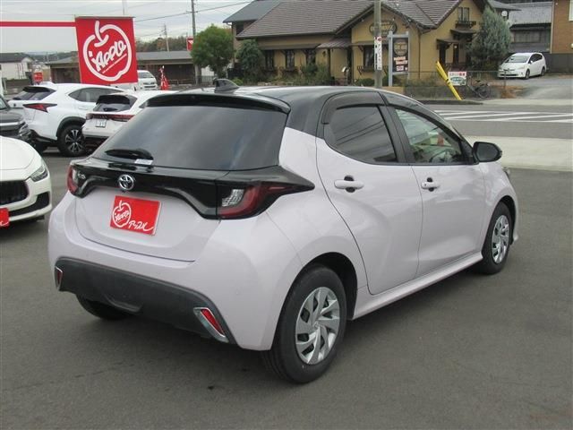 TOYOTA YARIS 2021