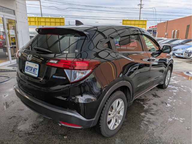 HONDA VEZEL HYBRID 2014