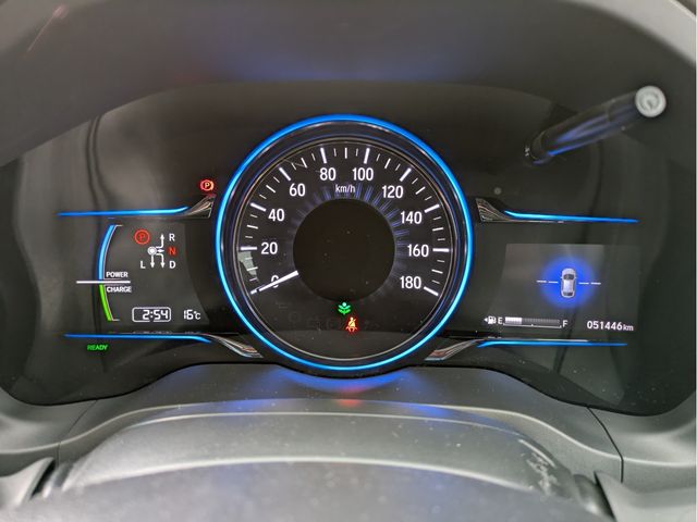 HONDA VEZEL HYBRID 2014