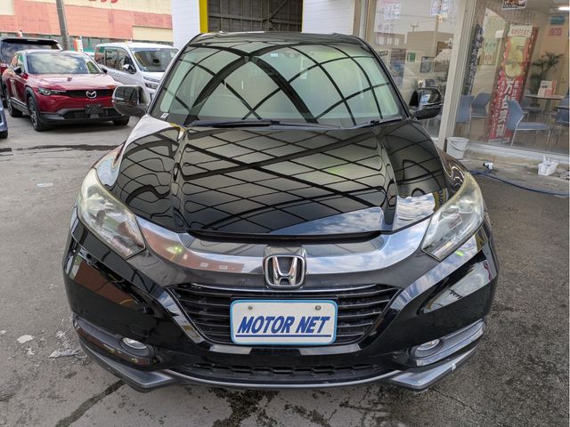 HONDA VEZEL HYBRID 2014