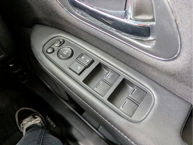 HONDA VEZEL HYBRID 2014