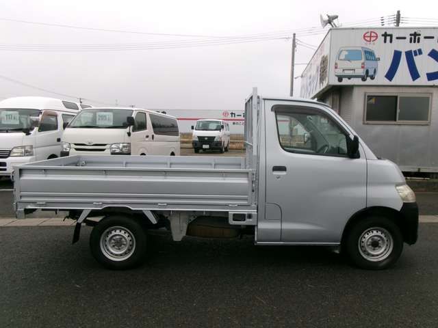 TOYOTA LITEACE truck 4WD 2010
