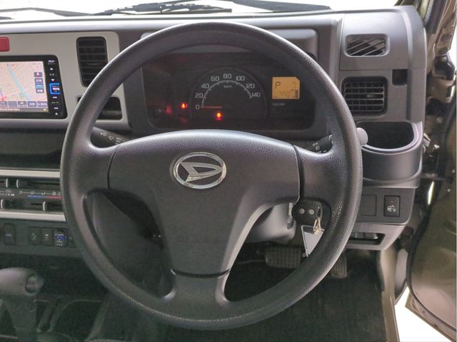 DAIHATSU HIJET truck 4WD 2020