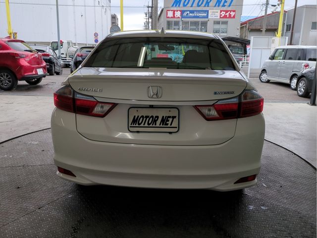 HONDA GRACE HYBRID 2015