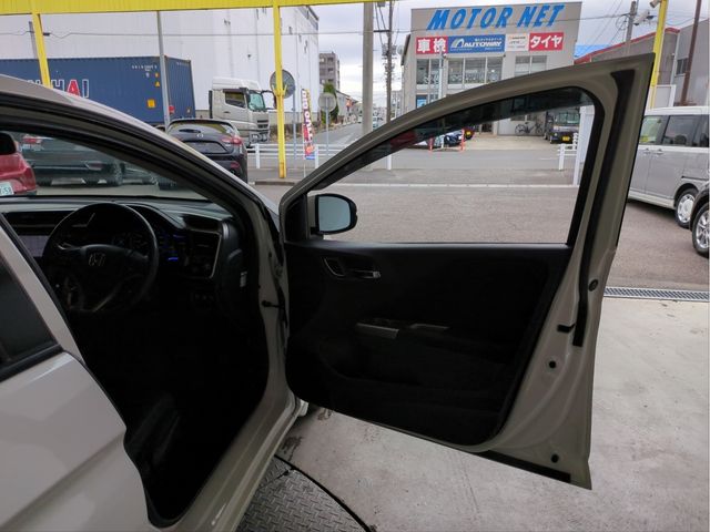 HONDA GRACE HYBRID 2015