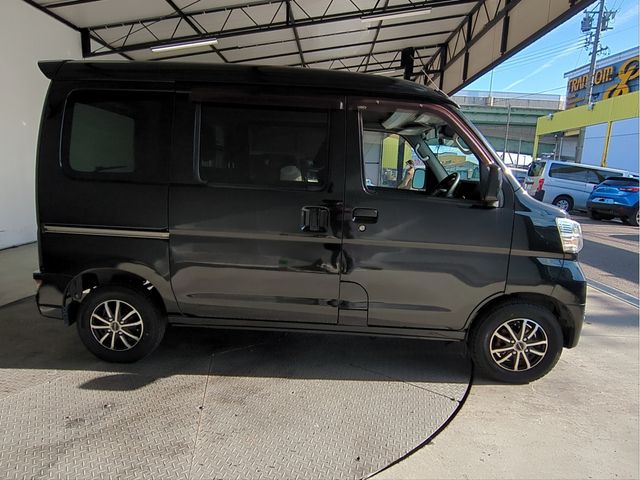 TOYOTA PIXIS van 2018