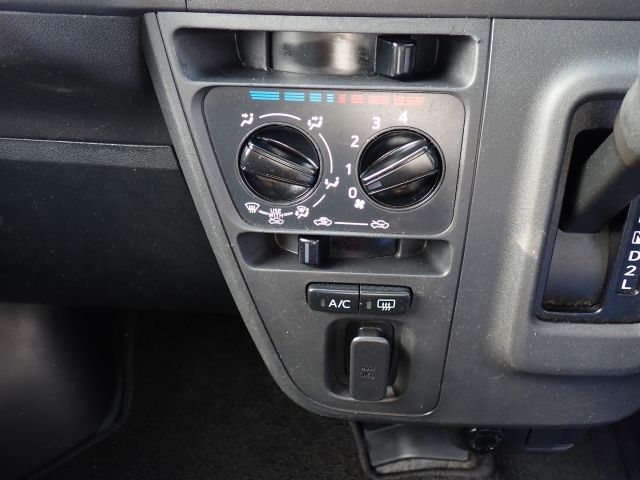 DAIHATSU HIJET CARGO 2021