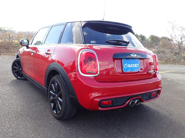 BMW BMW MINI COOPER SD 5DOOR 2016